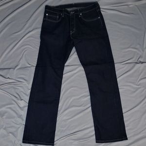 Levi 514 dark wash jeans 33x32